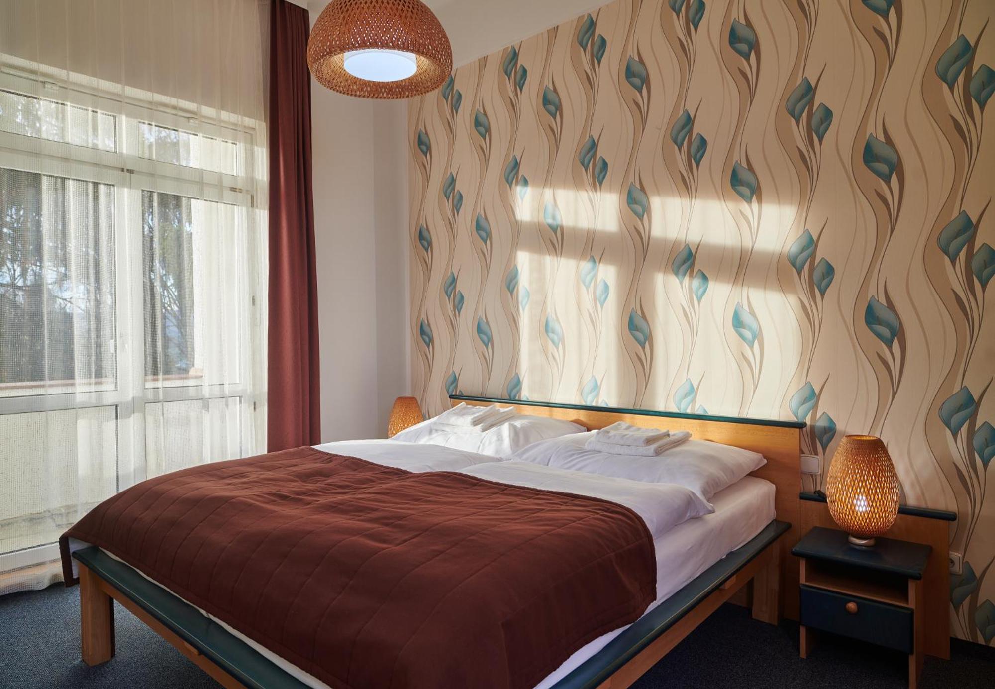 Hotel Palace - Kupele Слиач  Экстерьер фото