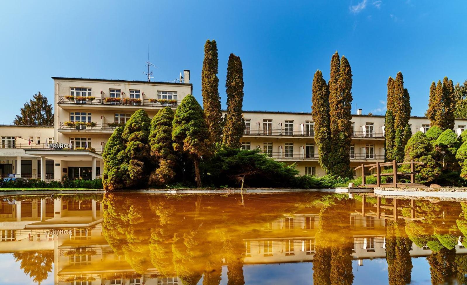 Hotel Palace - Kupele Слиач  Экстерьер фото