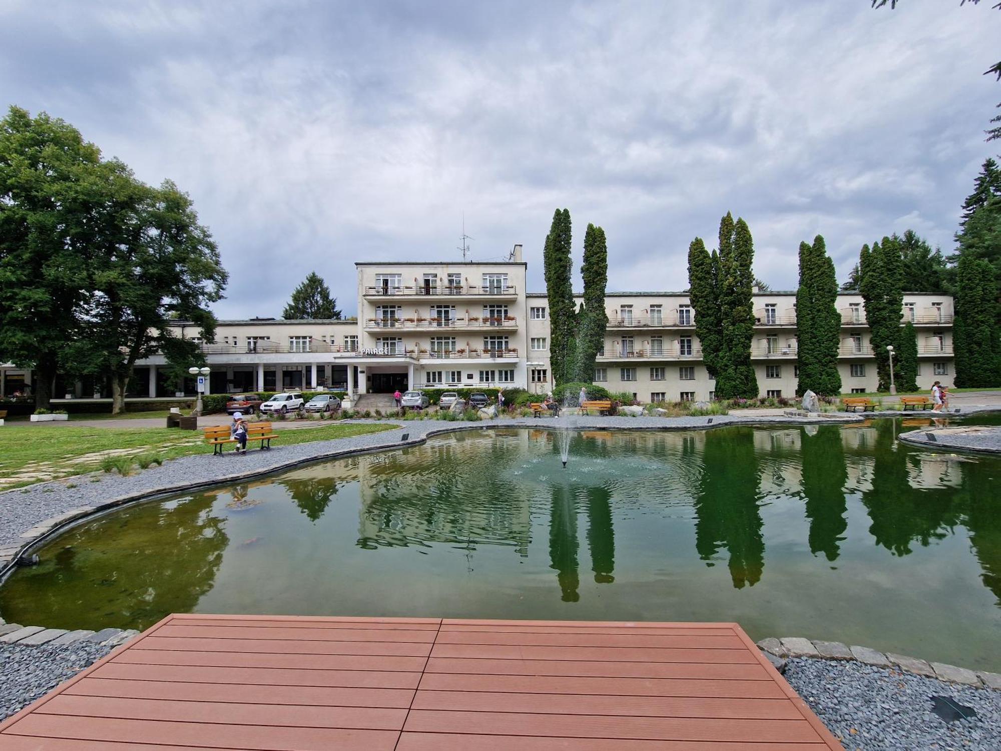 Hotel Palace - Kupele Слиач  Экстерьер фото